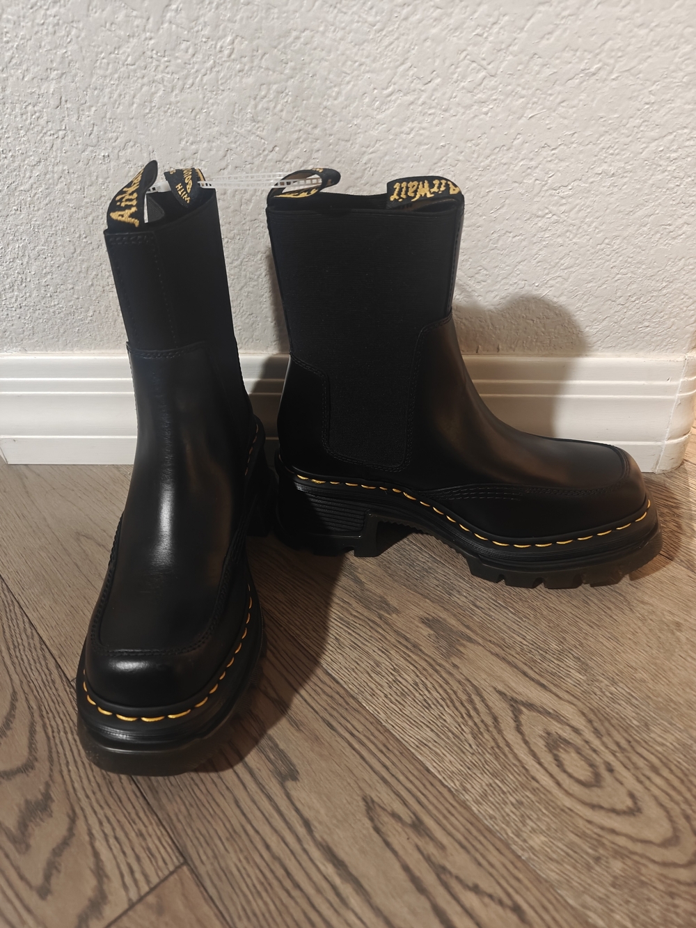 Dr. Martens Women's Corran Chelsea Boots with Stitch Detail And Square Toe